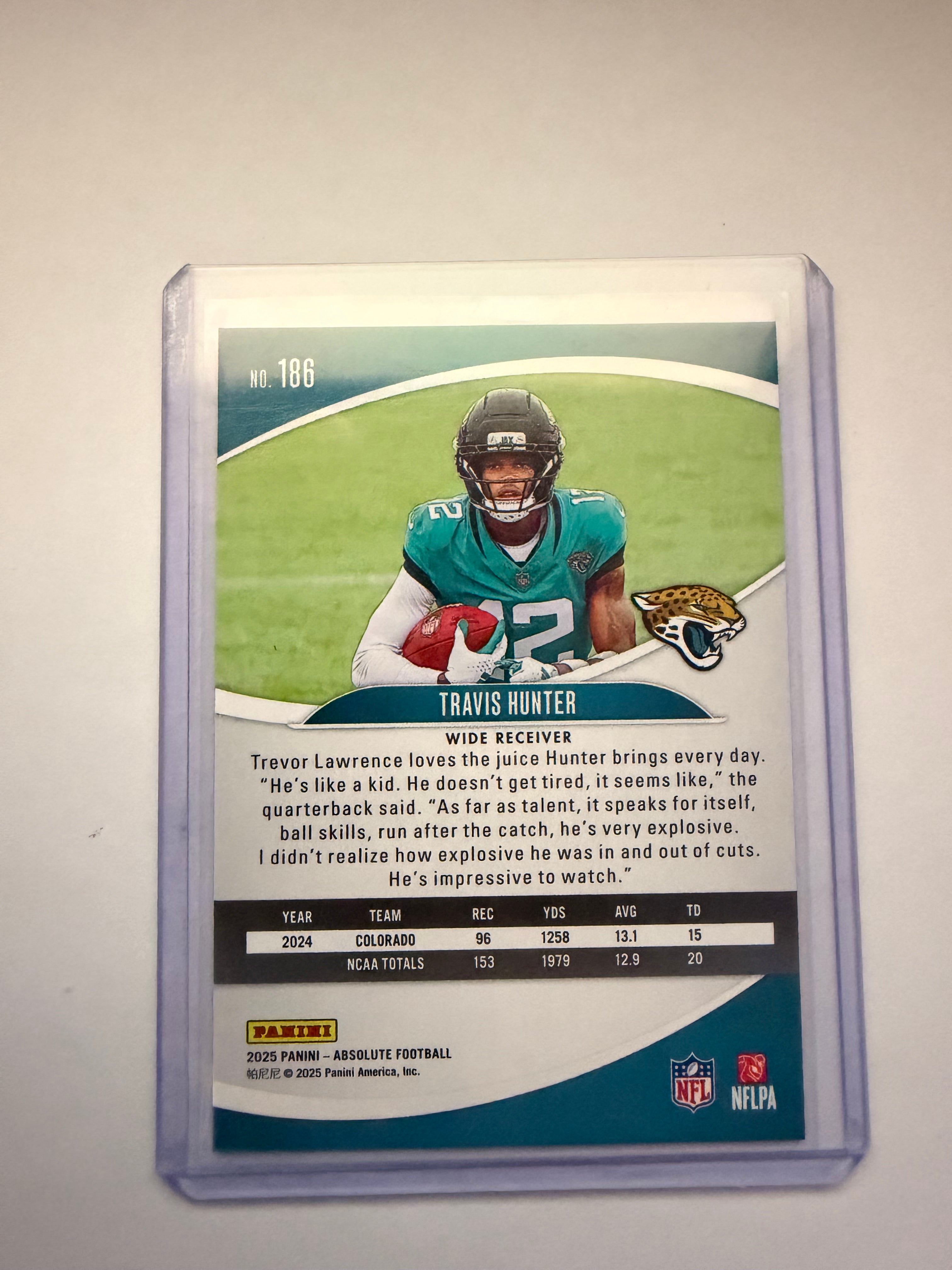 2025 Panini Absolute Travis Hunter #186 – Jacksonville Jaguars rookie card. Clean raw copy of the dynamic two-way star.