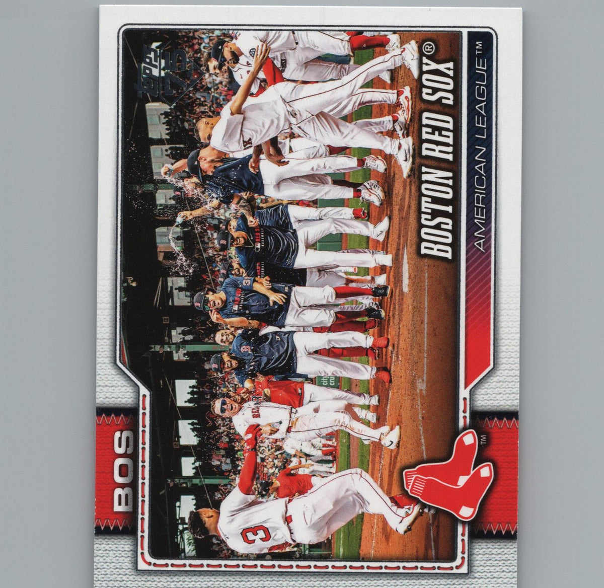 2026 Topps #198 Boston Red Sox Rainbow Foil