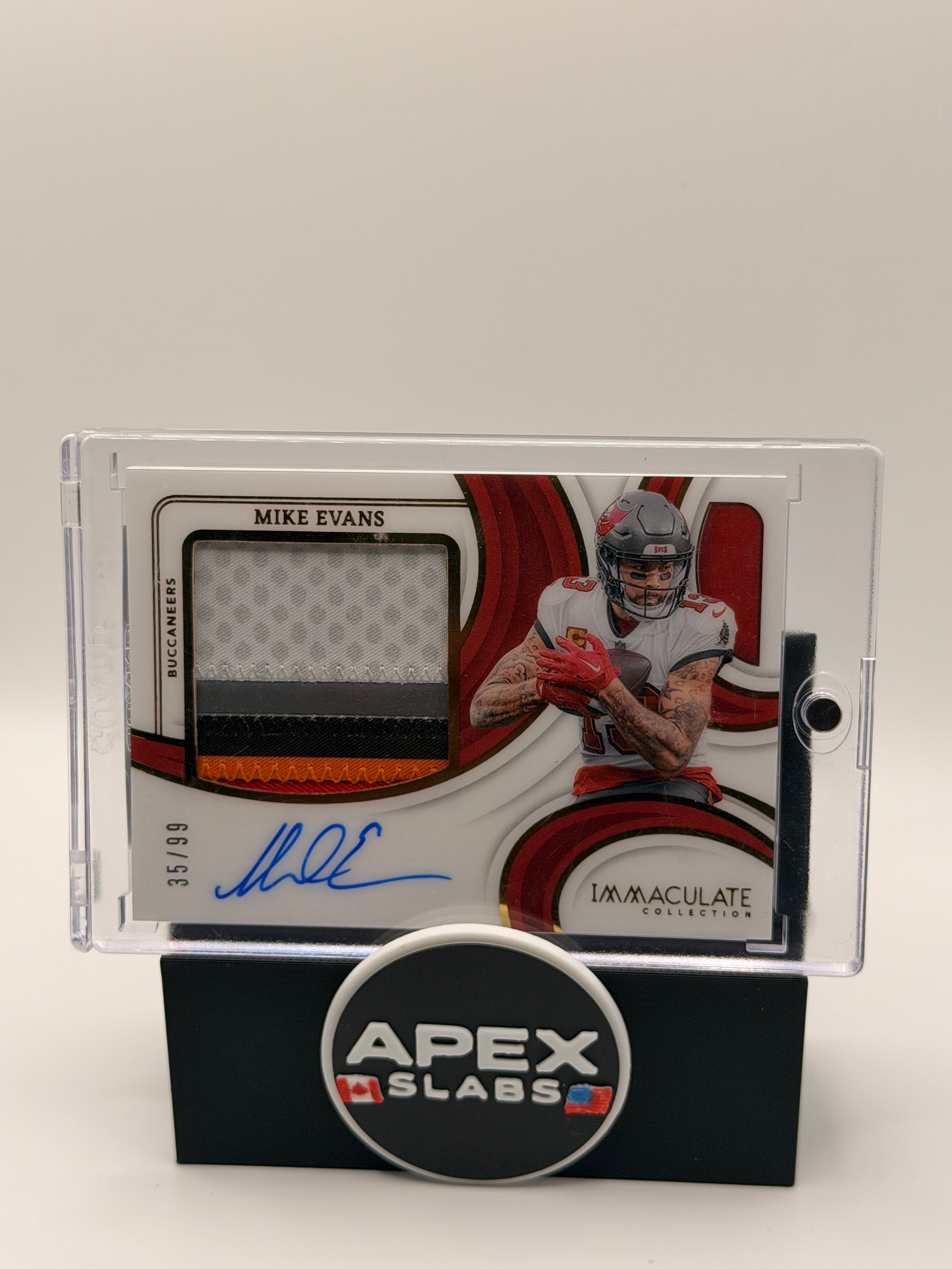 2024 Immaculate collection Mike evans patch auto /99