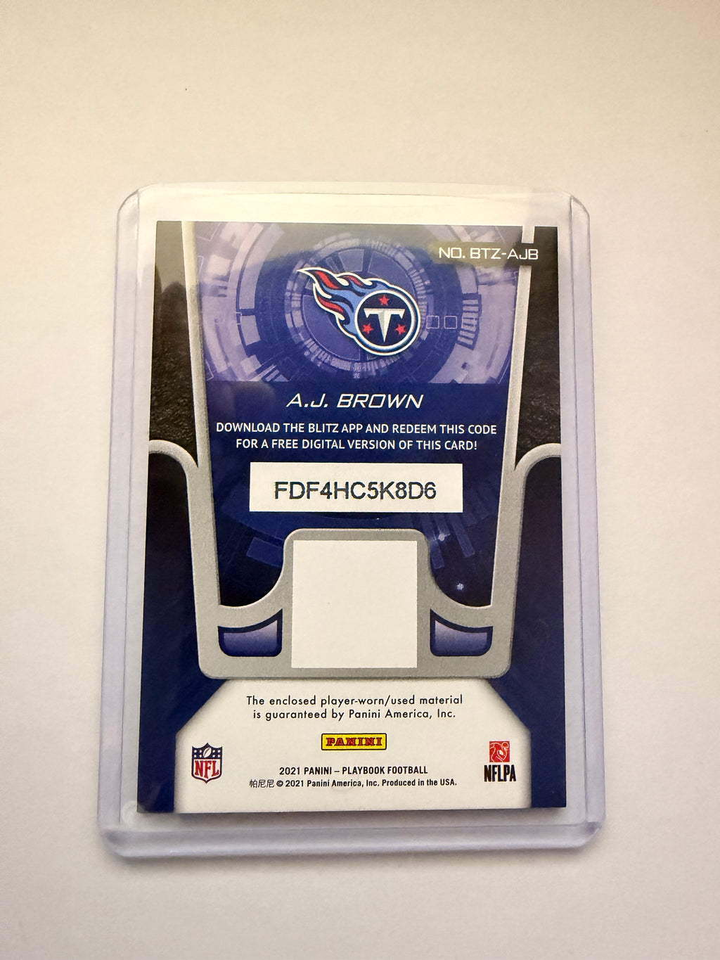 2021 Panini Playbook A.J. Brown Blitz Jersey – Tennessee Titans patch card.