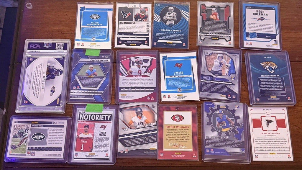 Sport Card/ Lots Of Rookies Very Good Value !